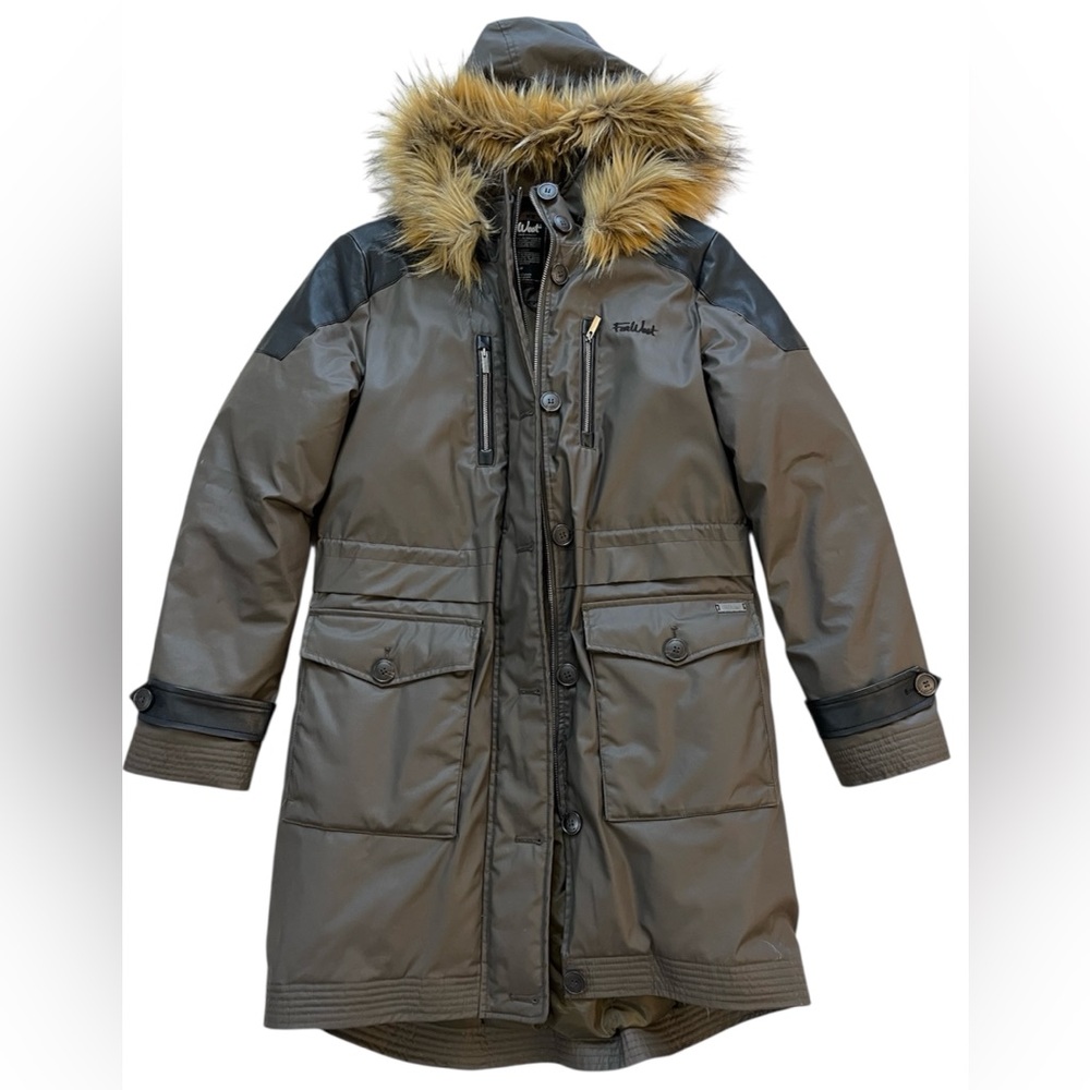 Down-filled Ladies Parka